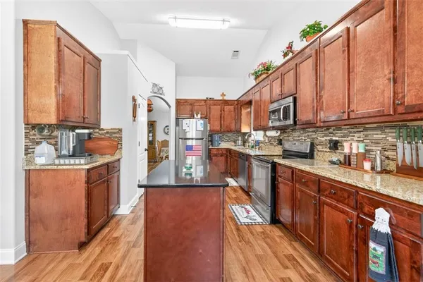 $400,000 | 1411 Silvergate Way, Winder, GA 30680