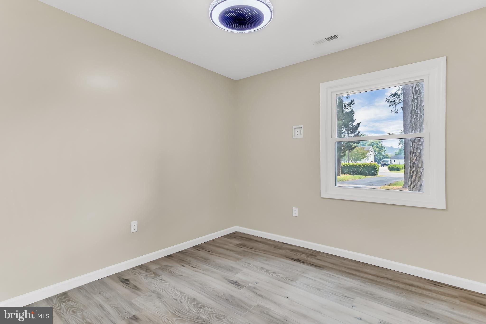 1506 West Road Salisbury, MD 21801 - Photo 22 of 31 home office/nursery