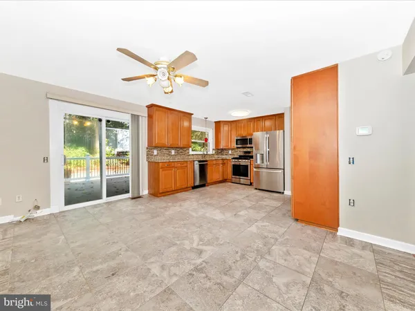 $2,900 | 314 Crescendo Way, Silver Spring, MD 20901