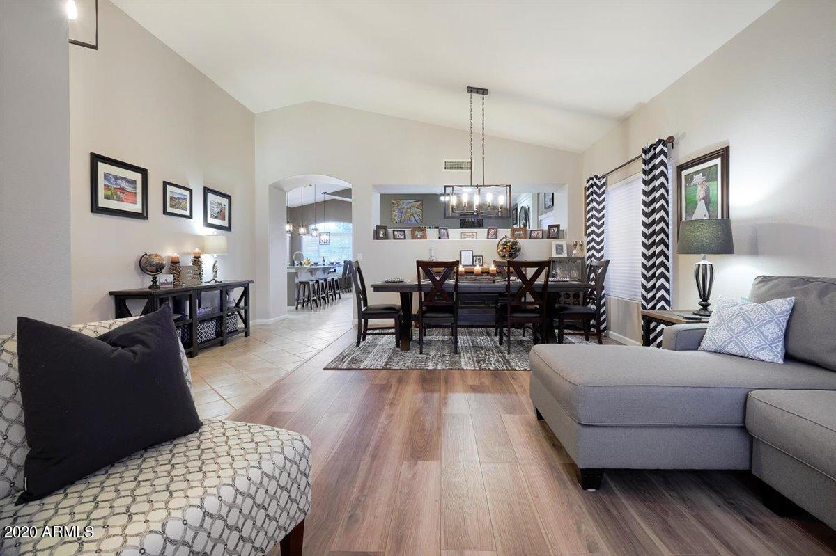 3408 East Clark Road Phoenix, AZ 85050 - Photo 14 of 34 Dining/Living