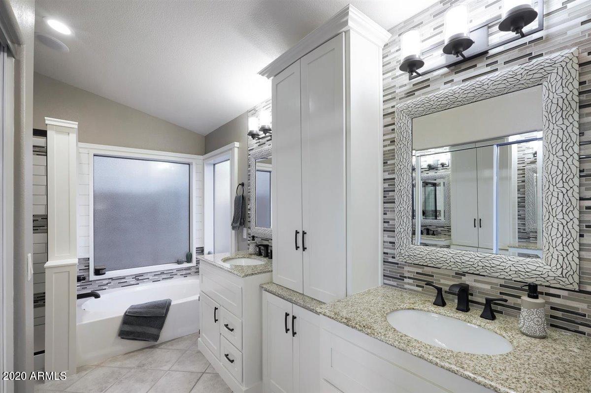 3408 East Clark Road Phoenix, AZ 85050 - Photo 20 of 34 Owner's bath