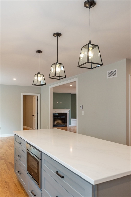 34 Torre Street Reading, MA 01867 - Photo 6 of 40 Gallery Image 6