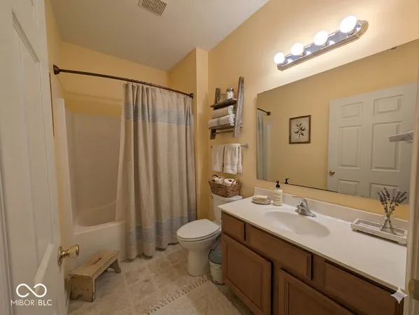 $260,000 | 5140 Baltustrol Drive, Avon, IN 46123