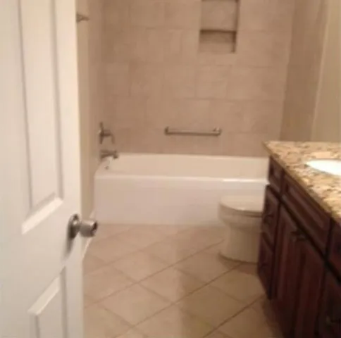 $1,995 | 422 30th Street, New Orleans, LA 70124