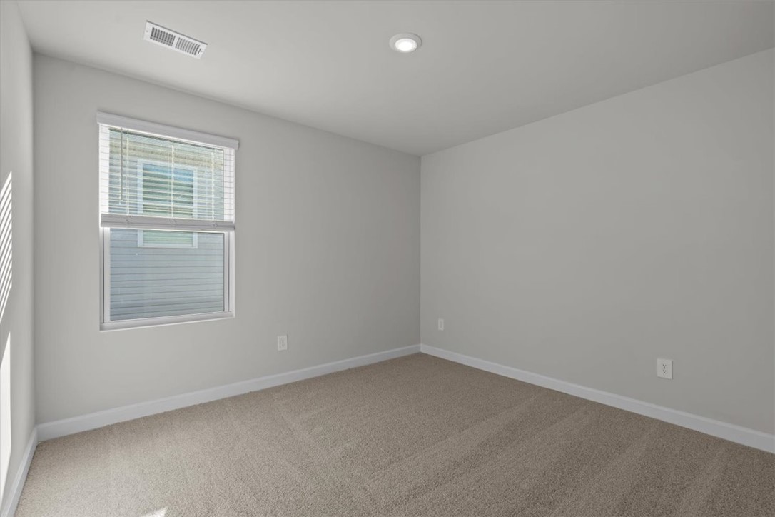 815 Penfold Pointe Wellford, SC 29385 - Photo 15 of 34