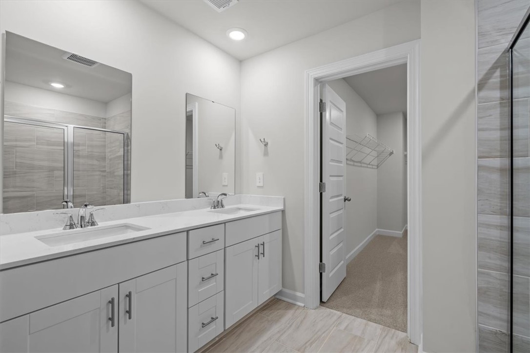815 Penfold Pointe Wellford, SC 29385 - Photo 20 of 34