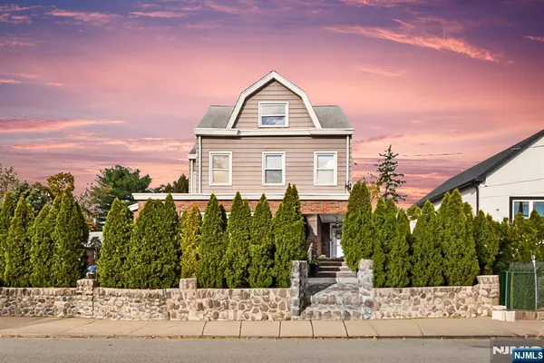 $799,000 | 190 Totowa Road, Totowa, NJ 07512