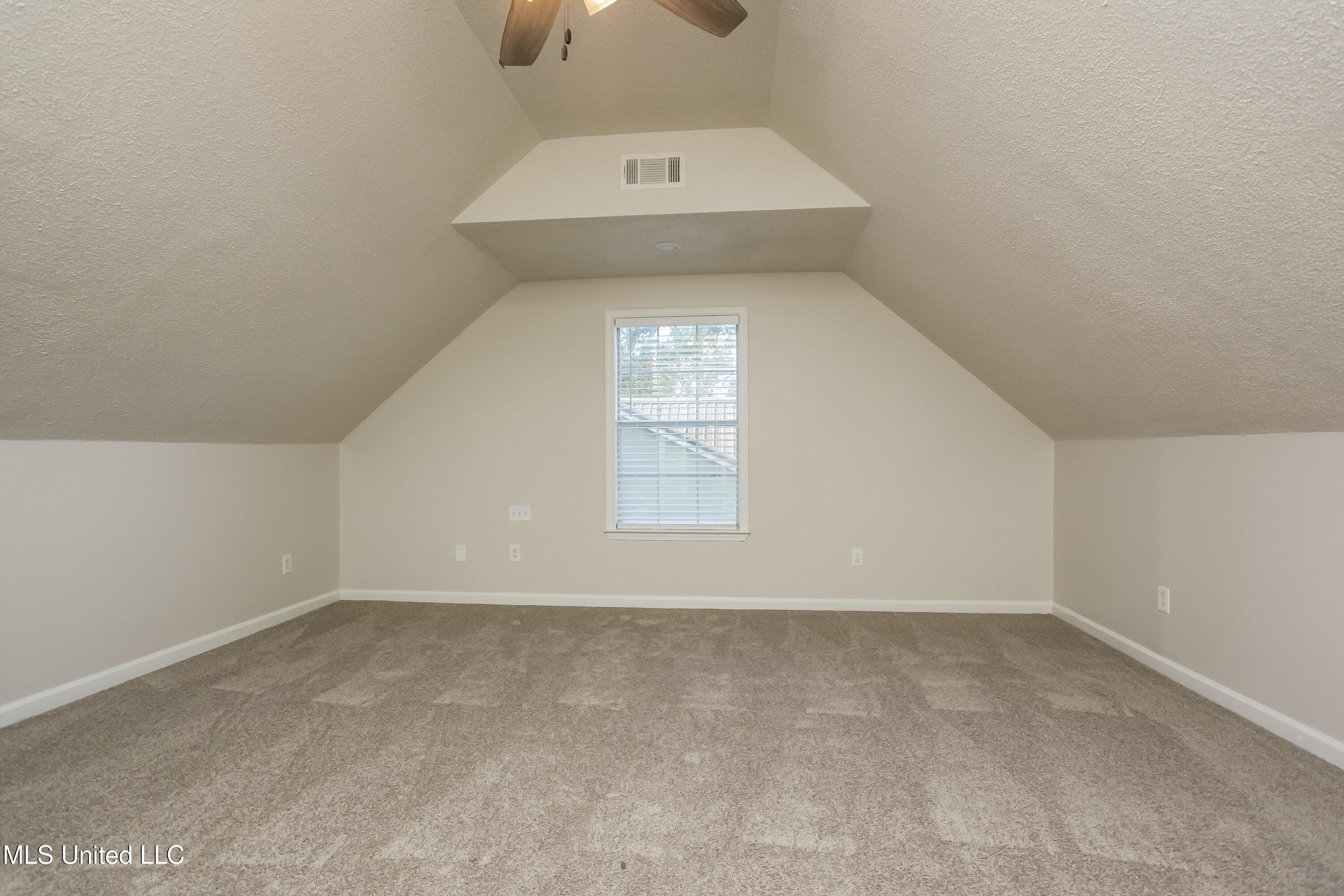 6181 Liberty Estates Drive Walls, MS 38680 - Photo 11 of 15 012-photo-bedroom-14941753