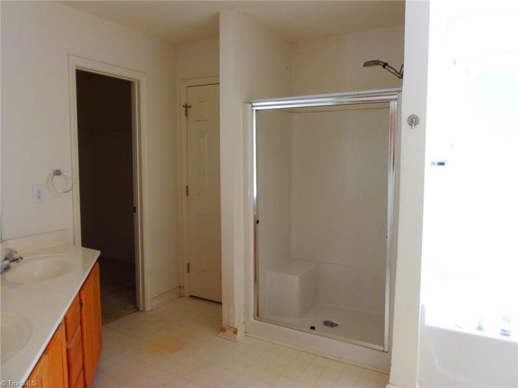 5304 Running Mead Road Pleasant Garden, NC 27313 - Photo 12 of 22 Gallery Image 12