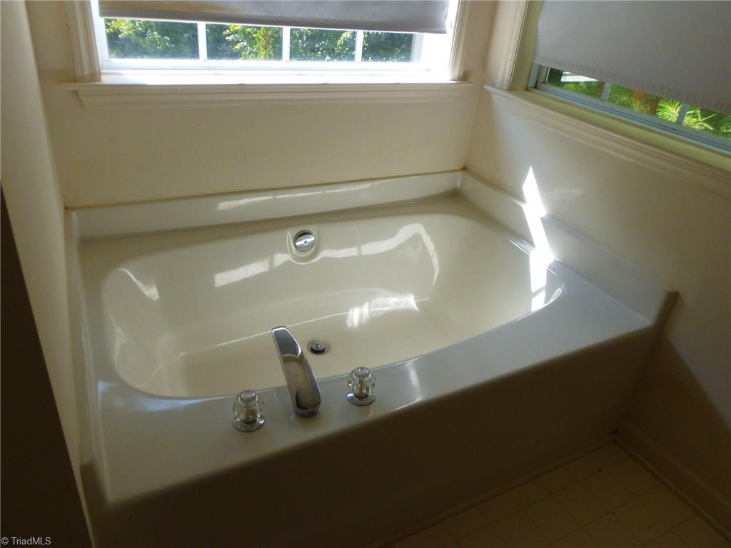 5304 Running Mead Road Pleasant Garden, NC 27313 - Photo 13 of 22 Gallery Image 13
