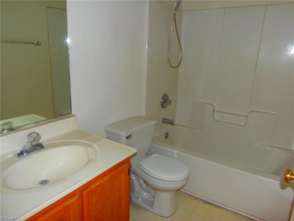 5304 Running Mead Road Pleasant Garden, NC 27313 - Photo 17 of 22 Gallery Image 17