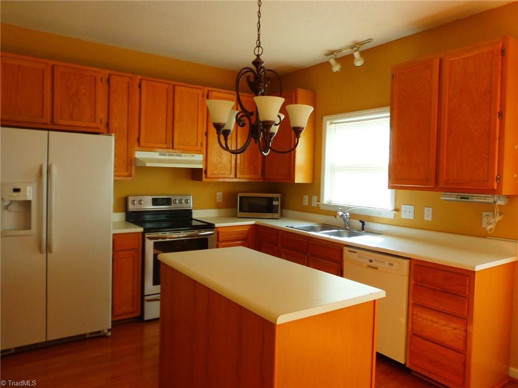 5304 Running Mead Road Pleasant Garden, NC 27313 - Photo 7 of 22 Gallery Image 7