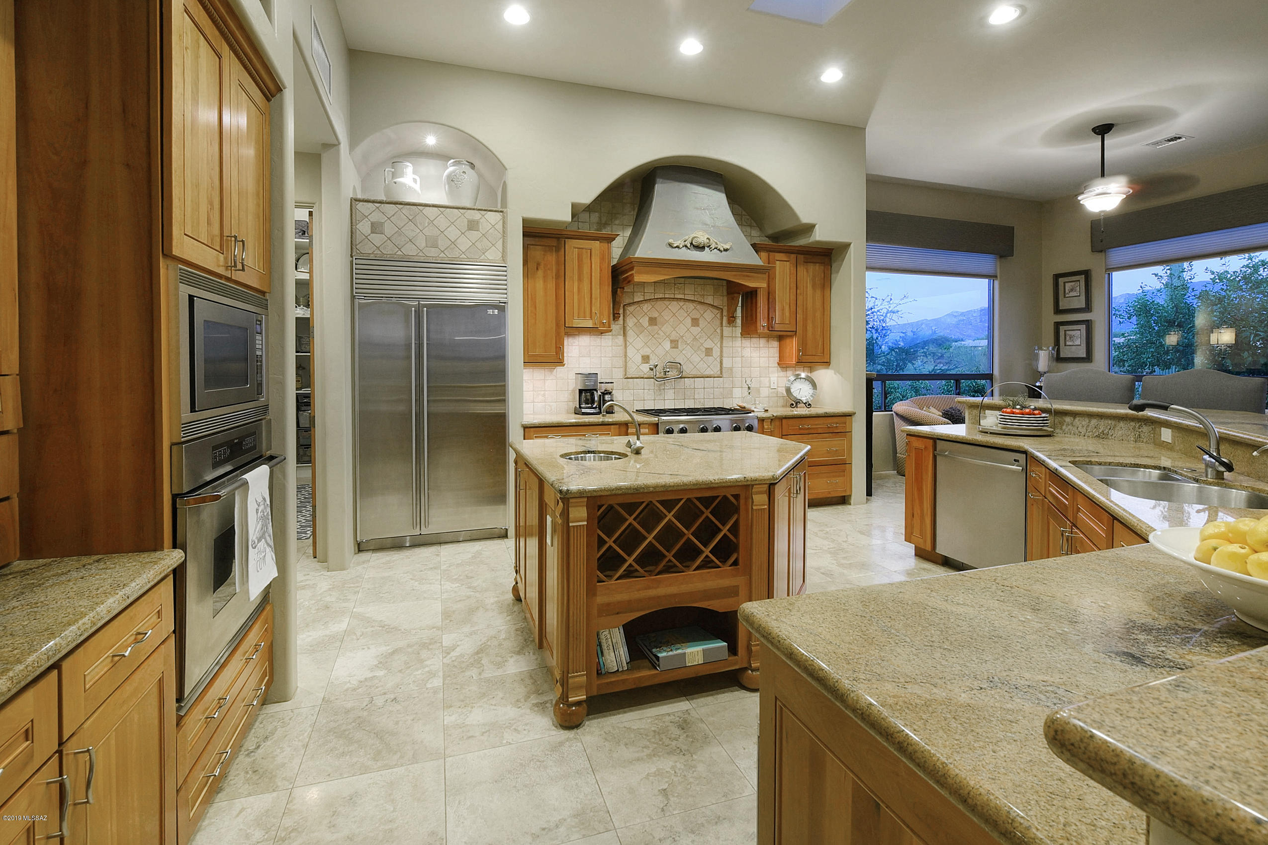 12200 North Reflection Ridge Drive Oro Valley, AZ 85755 - Photo 16 of 35