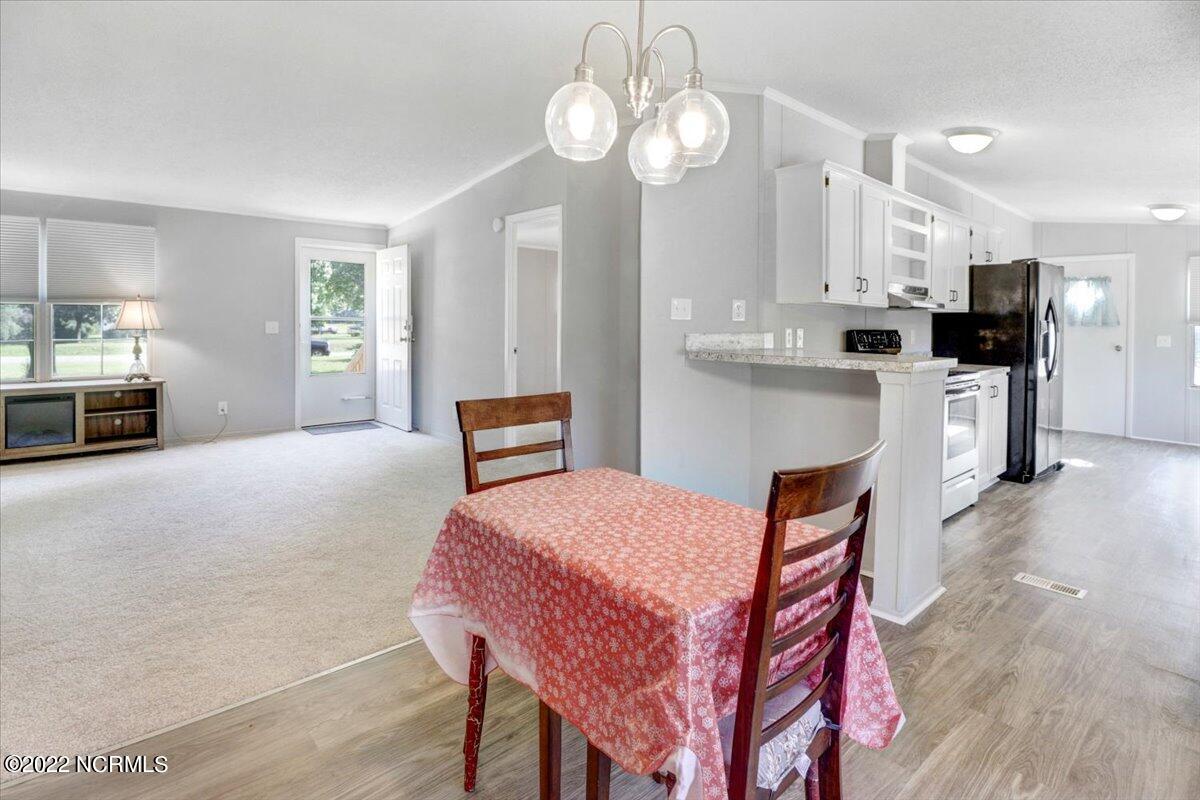 5385 Barber Road Seven Springs, NC 28578 - Photo 12 of 28 Dining