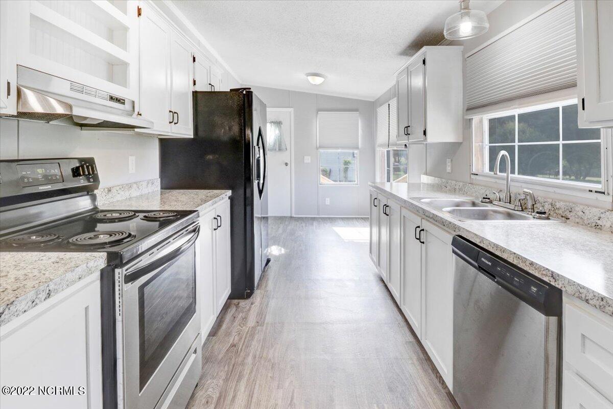 5385 Barber Road Seven Springs, NC 28578 - Photo 14 of 28 Kitchen