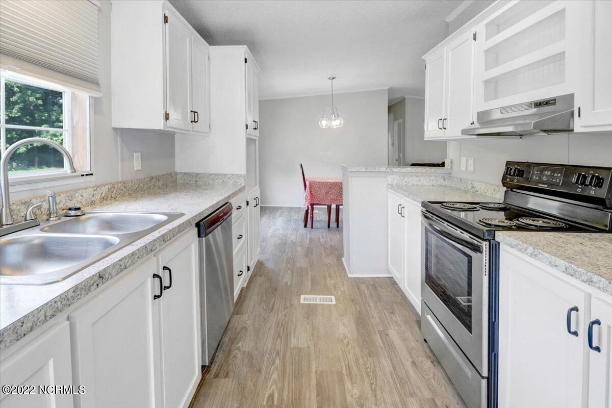 5385 Barber Road Seven Springs, NC 28578 - Photo 18 of 28 Kitchen