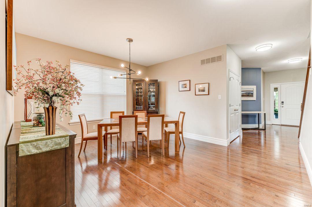 443 Maple Rise Path Chesterfield, MO 63005 - Photo 8 of 25 Gallery Image 8