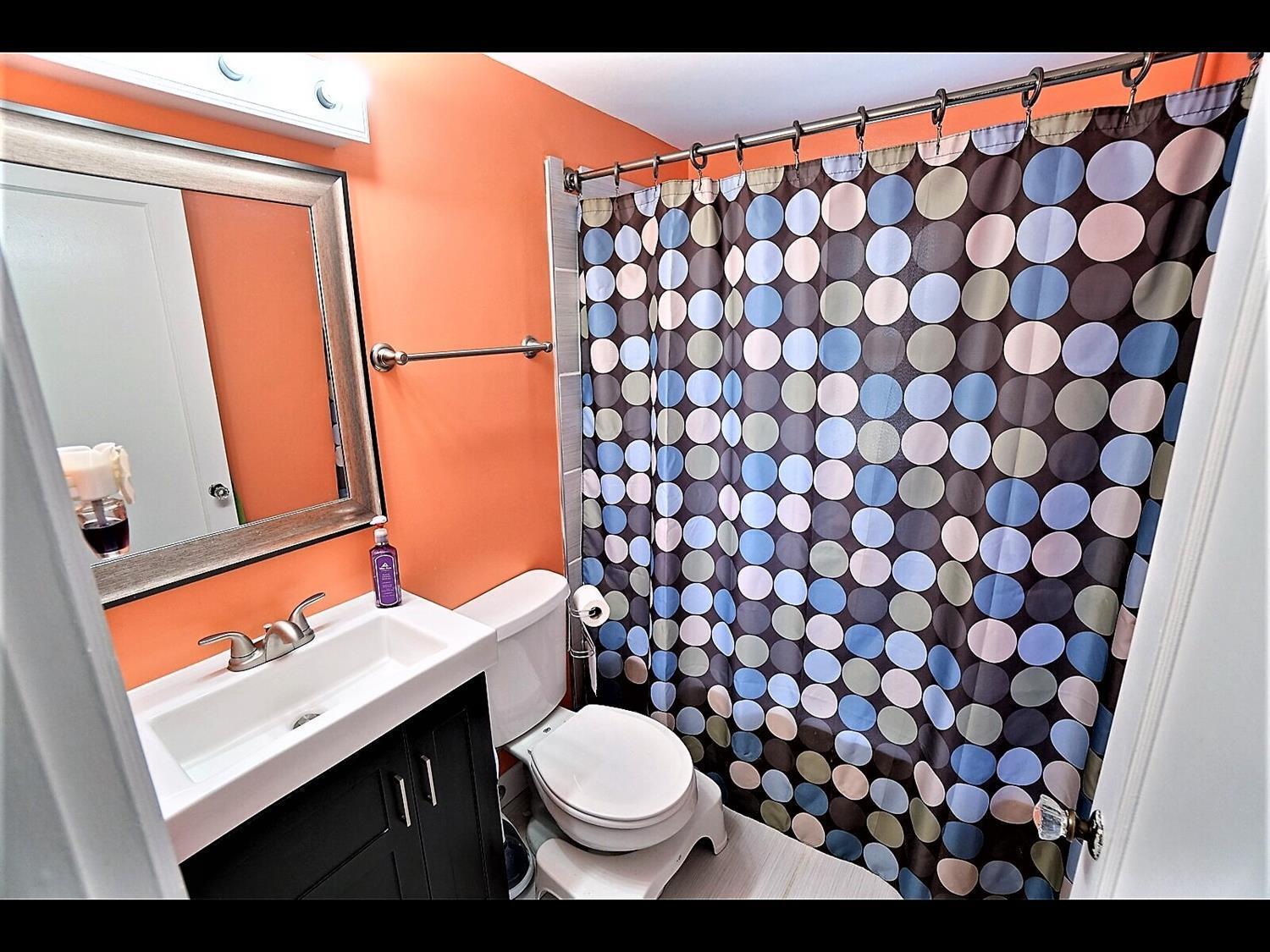 8307 Roland Avenue Cincinnati, OH 45216 - Photo 19 of 29 Gallery Image 19