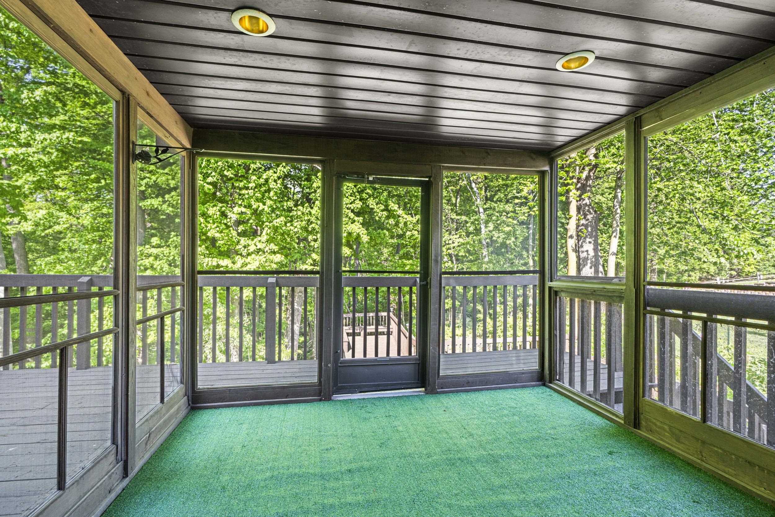 921 Divot Place Green Bay, WI 54313 - Photo 18 of 66