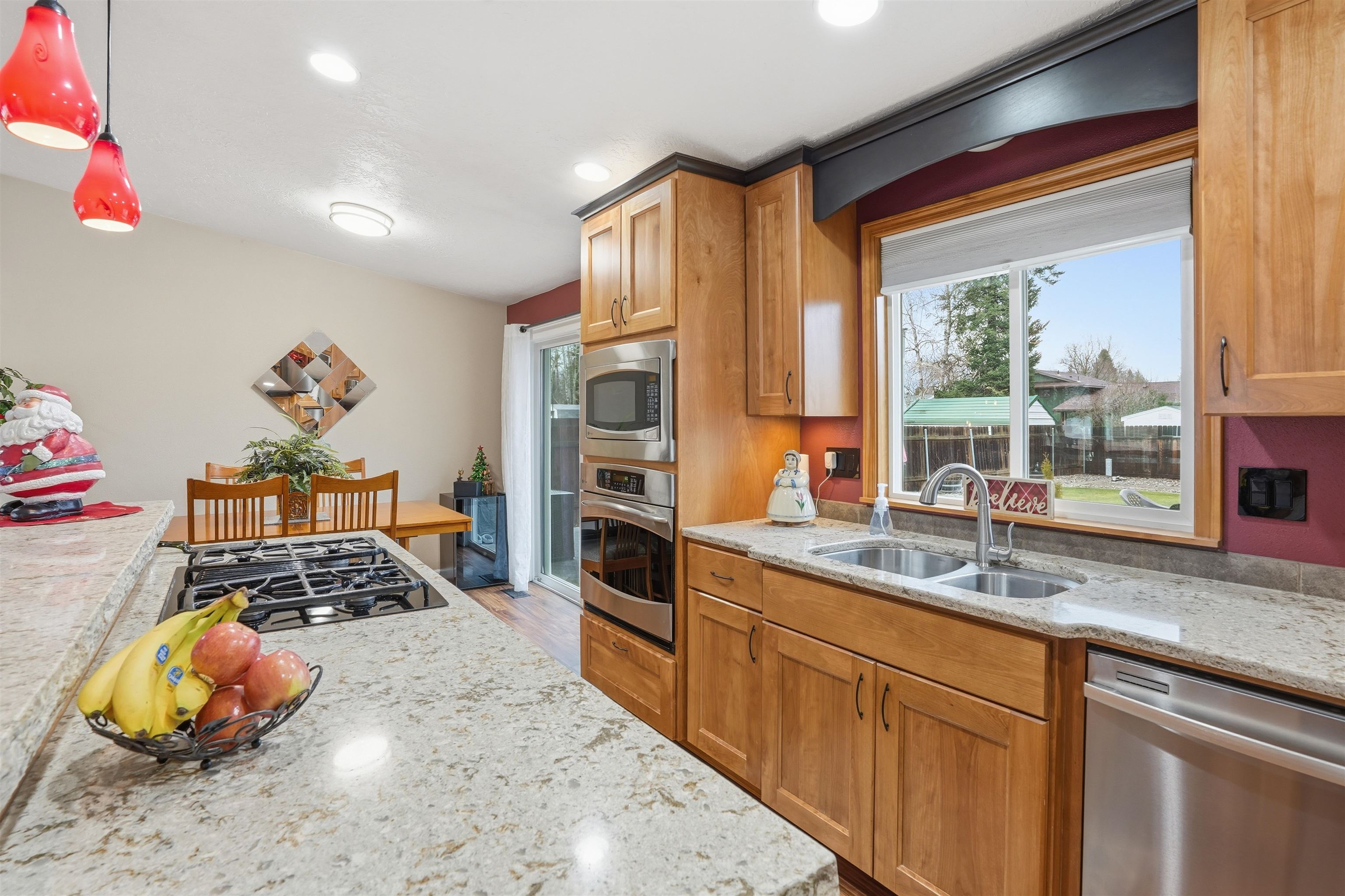 3527 South Bowdish Road Spokane Valley, WA 99206 - Photo 14 of 47