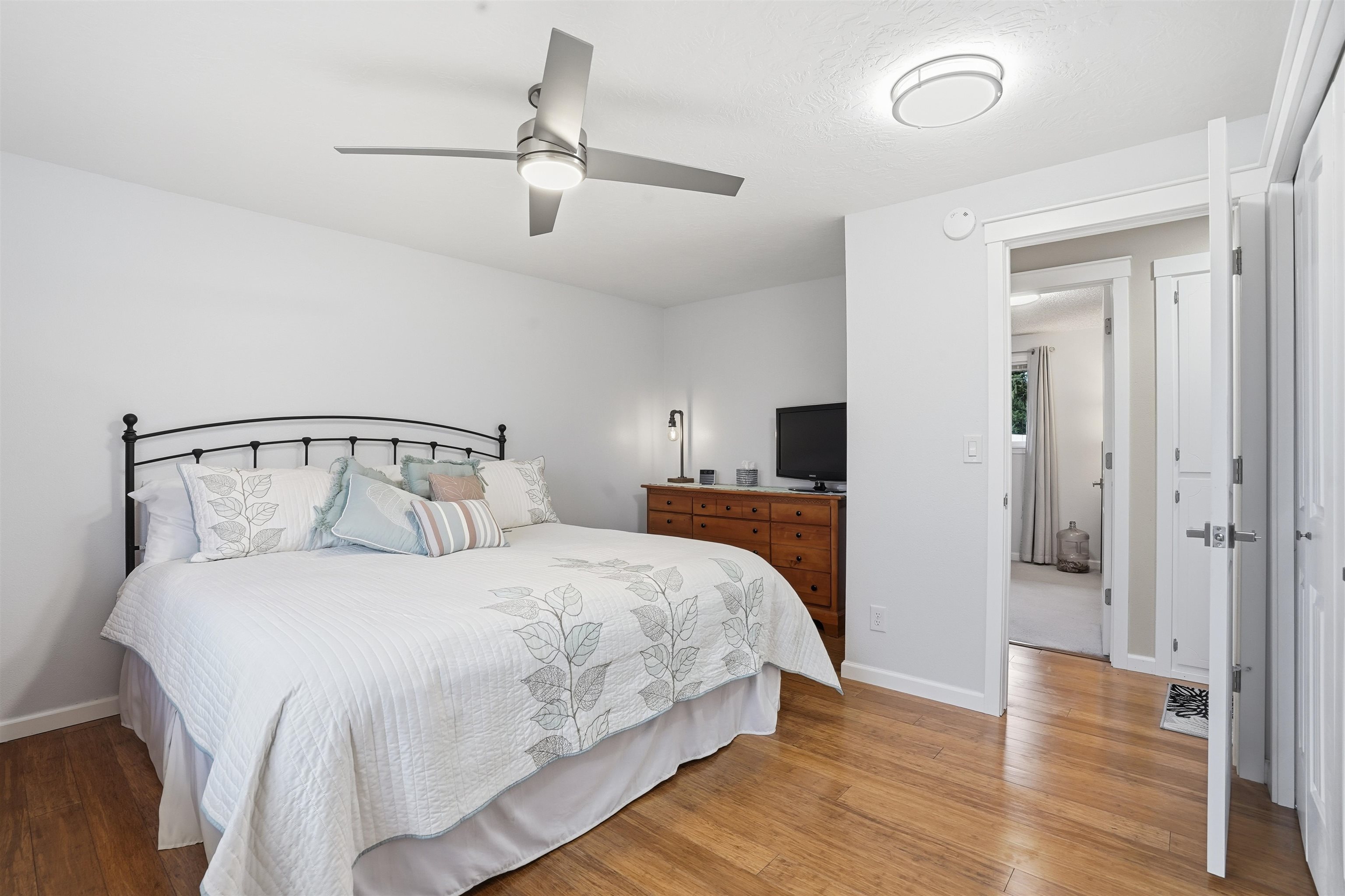 3527 South Bowdish Road Spokane Valley, WA 99206 - Photo 17 of 47