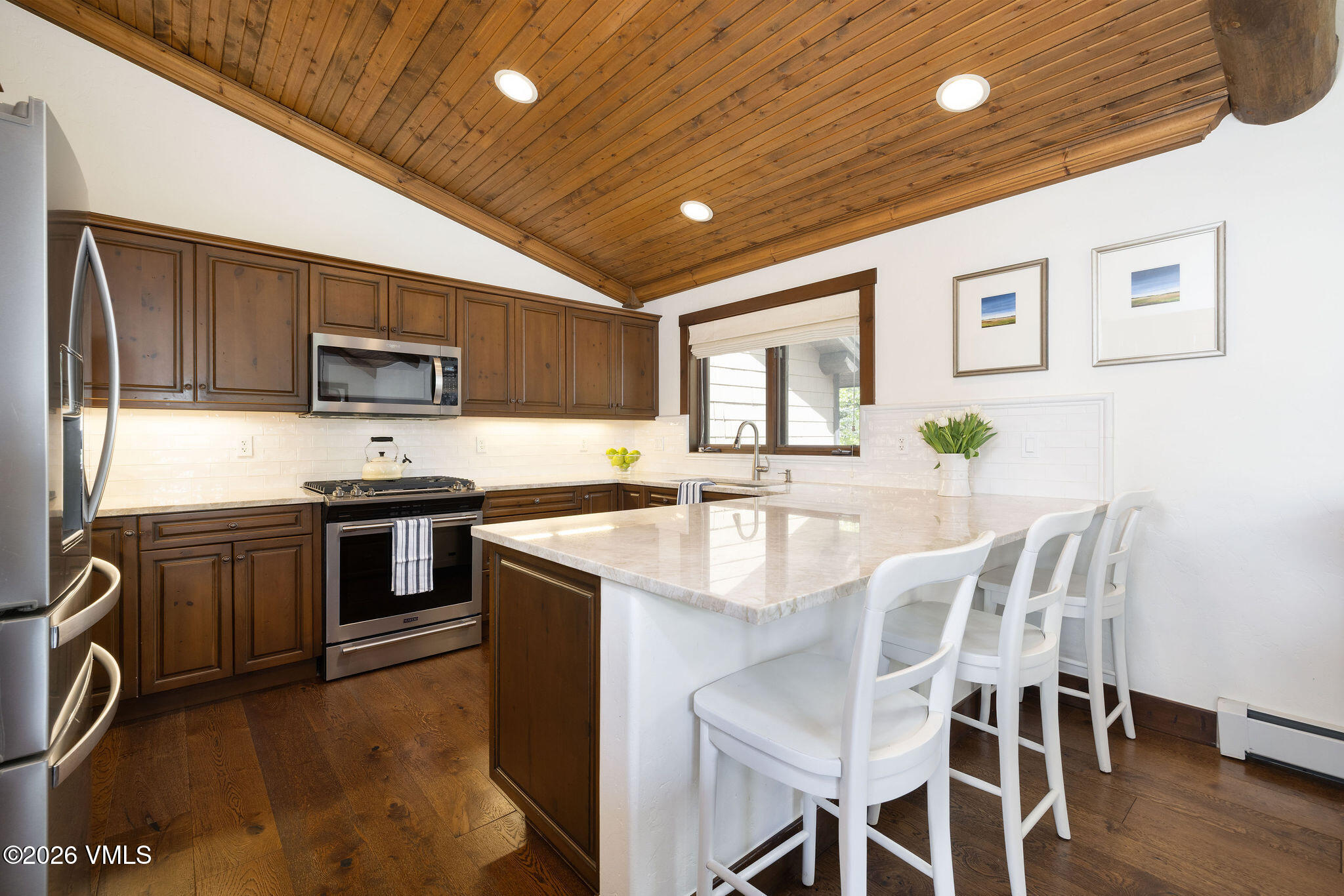 37 Knudson Ranch Road Edwards, CO 81632 - Photo 6 of 25 2605_37_knudson_ranch_rd_interior_kitche