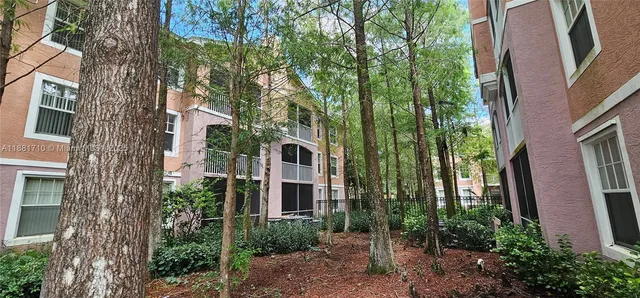 $1,800 | 6692 West Sample Road, Unit 6692, Coral Springs, FL 33067