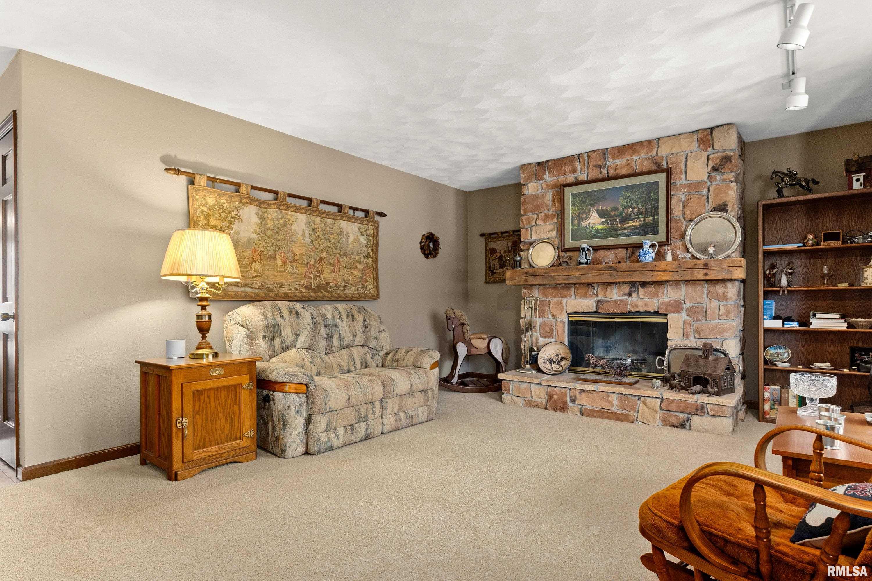 1522 North Stone School Road Elmwood, IL 61529 - Photo 7 of 77