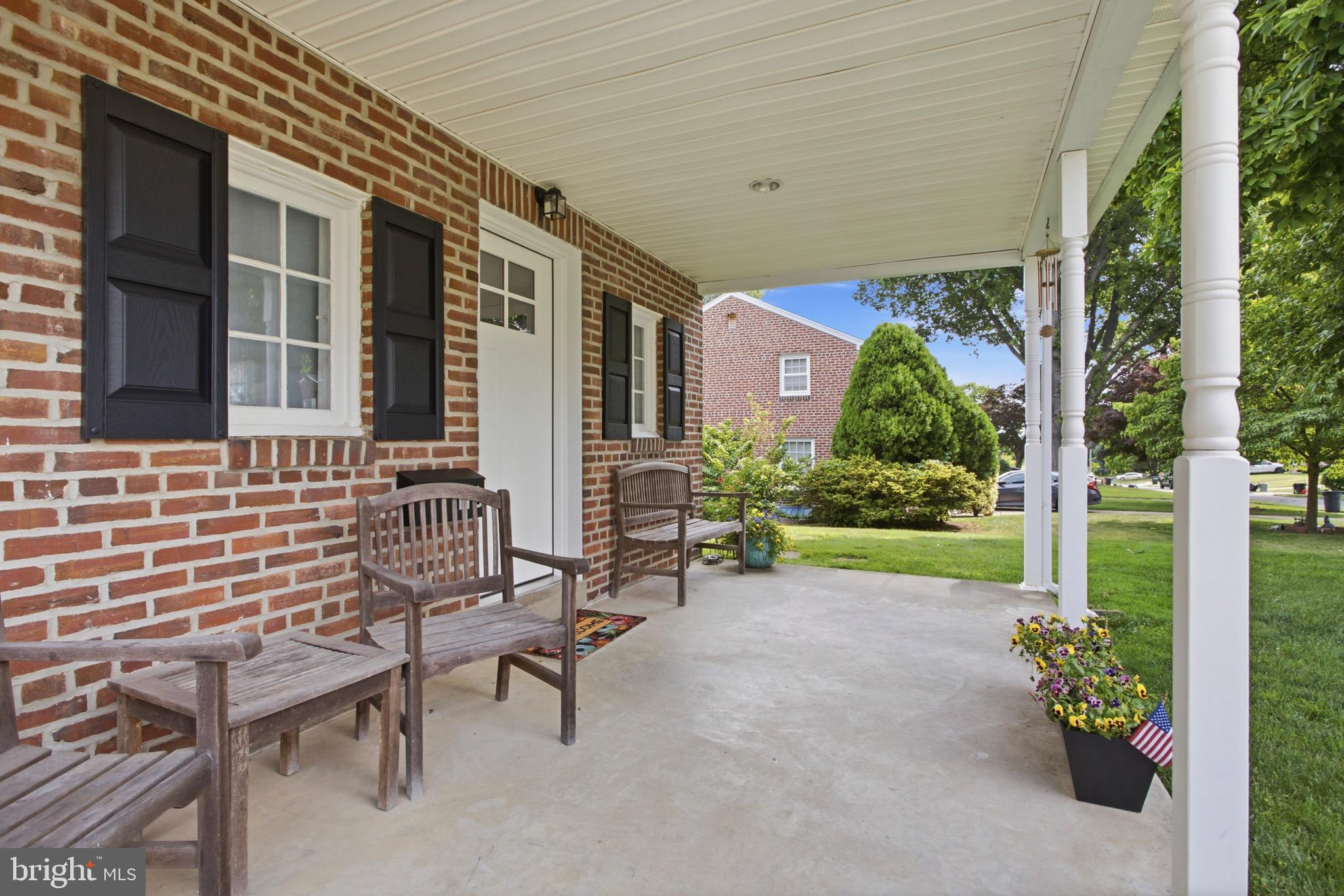 116 Plymouth Road Springfield, PA 19064 - Photo 3 of 40