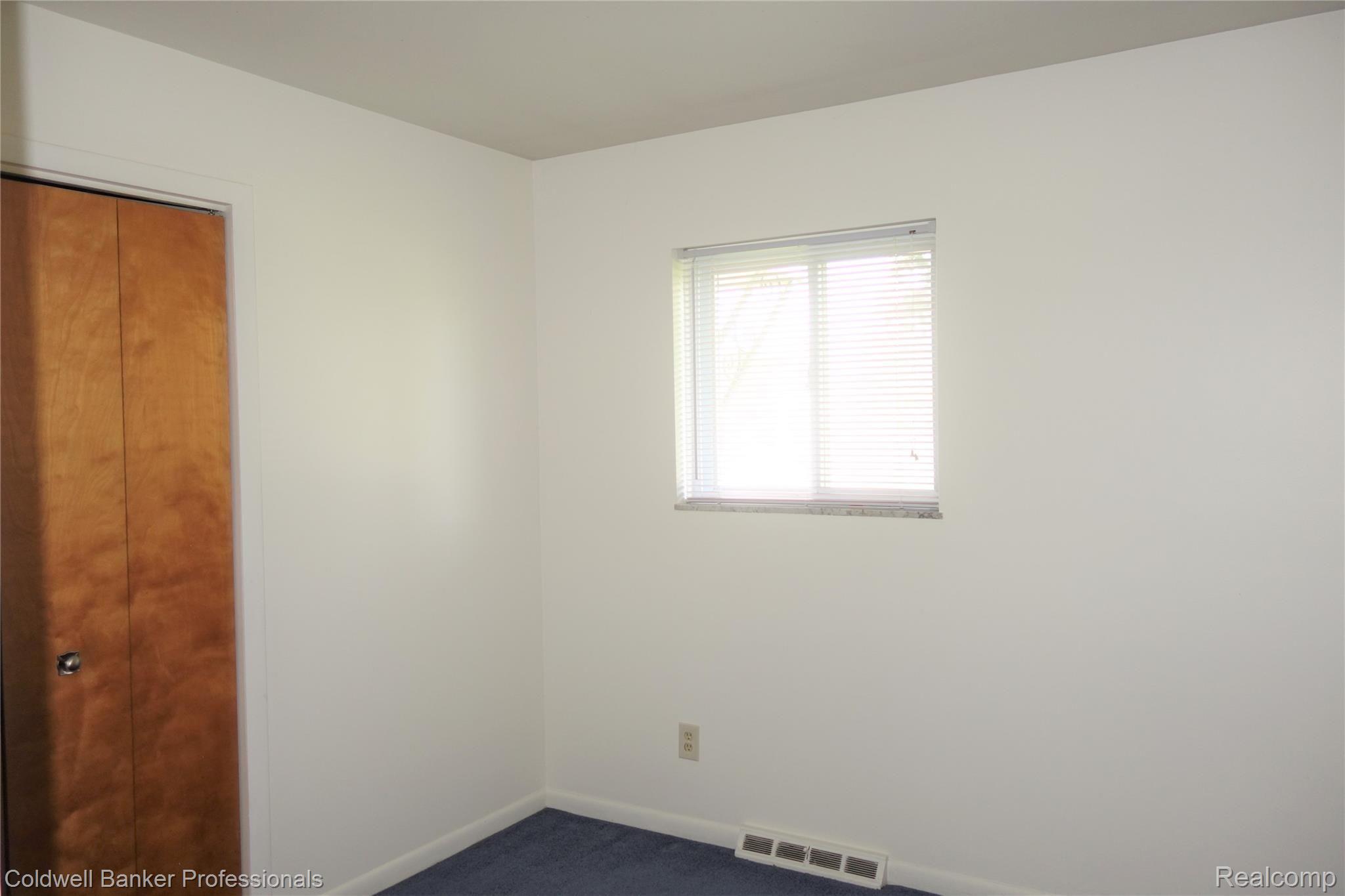 6657 Waldon Road Clarkston, MI 48346 - Photo 7 of 27 All the bedrooms have wood floors under the carpet too