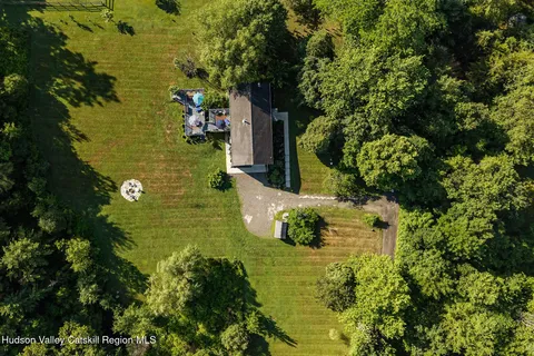 $649,900 | 26 Thornwood Lane, Accord, NY 12404