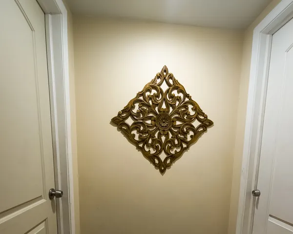 $311,900 | 2711 West 98th Place, Evergreen Park, IL 60805