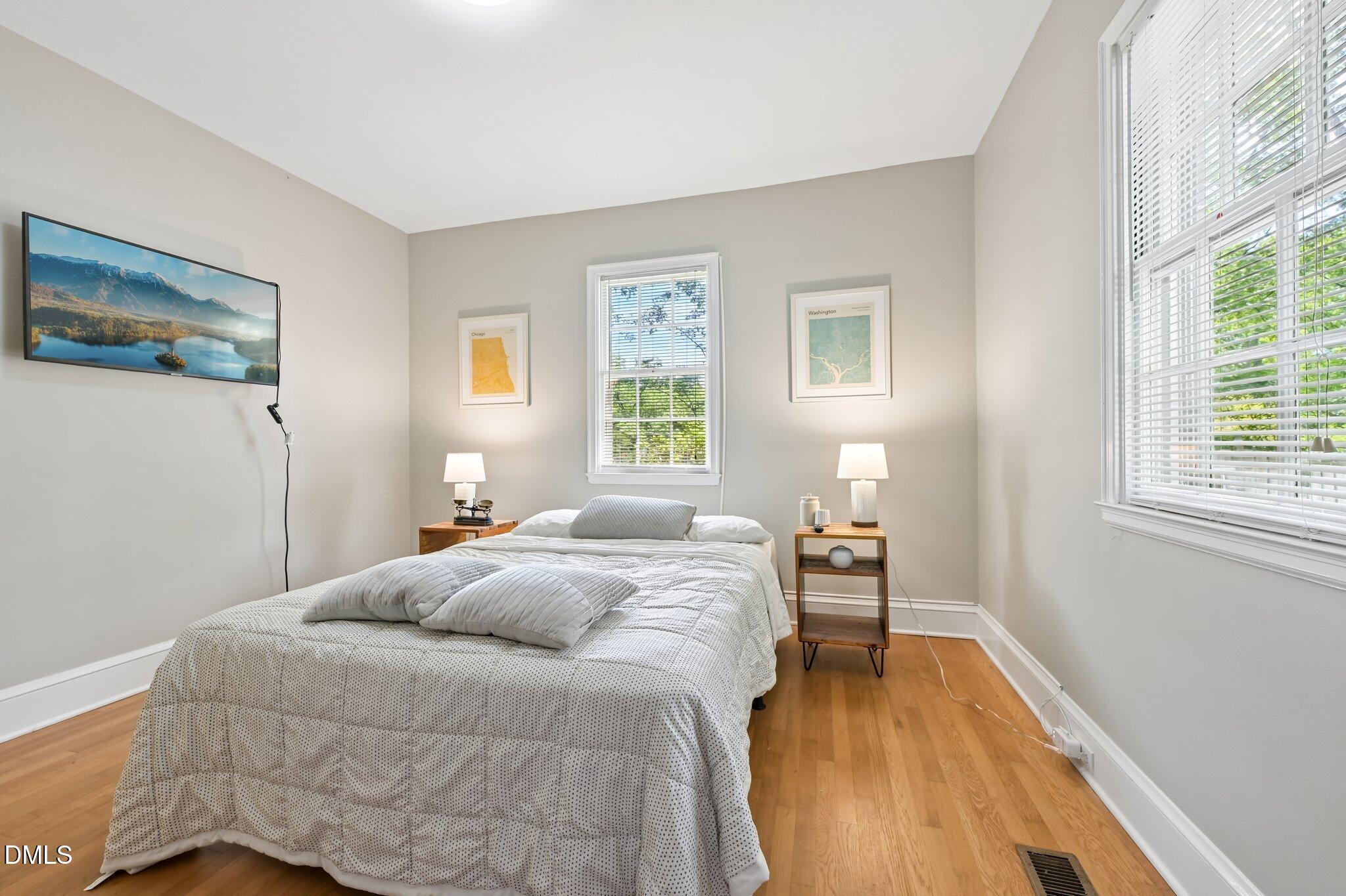 3016 Hope Valley Road Durham, NC 27707 - Photo 13 of 21