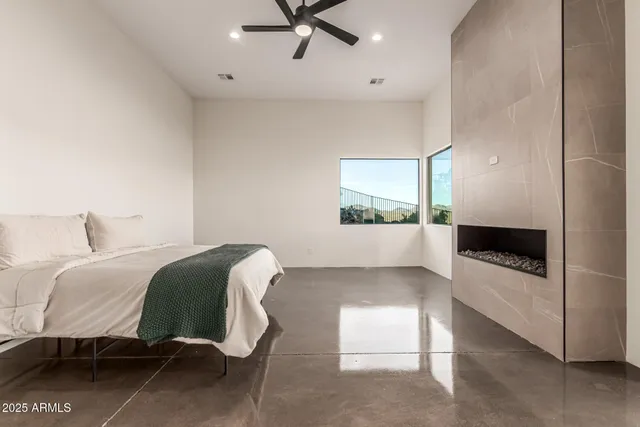 $1,475,000 | 43934 North 10th Street, New River, AZ 85087