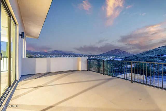 $1,475,000 | 43934 North 10th Street, New River, AZ 85087