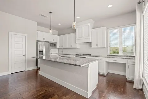 $675,000 | 2903 Wingate Street, Fort Worth, TX 76107