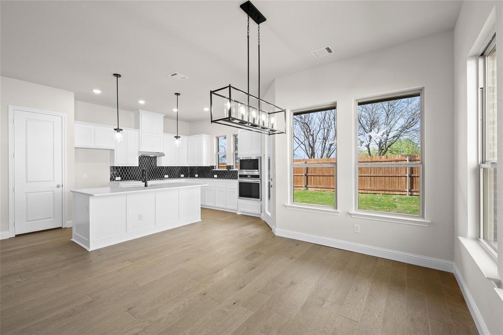 4017 Alpine Street Midlothian, TX 76065 - Photo 12 of 31 4017 Alpine Dining1