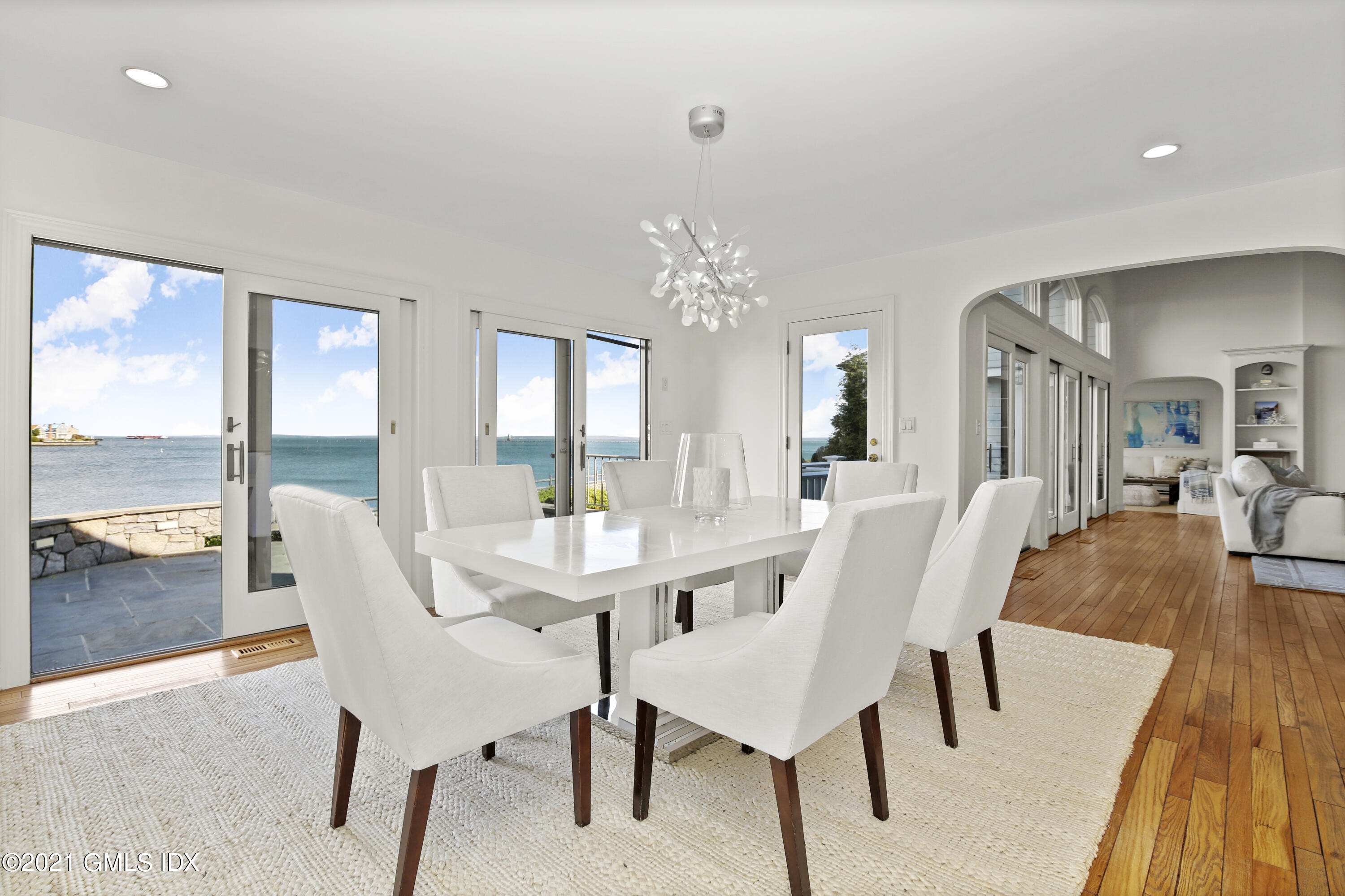 128 Cummings Point Road Stamford, CT 06902 - Photo 8 of 24 Dining Room