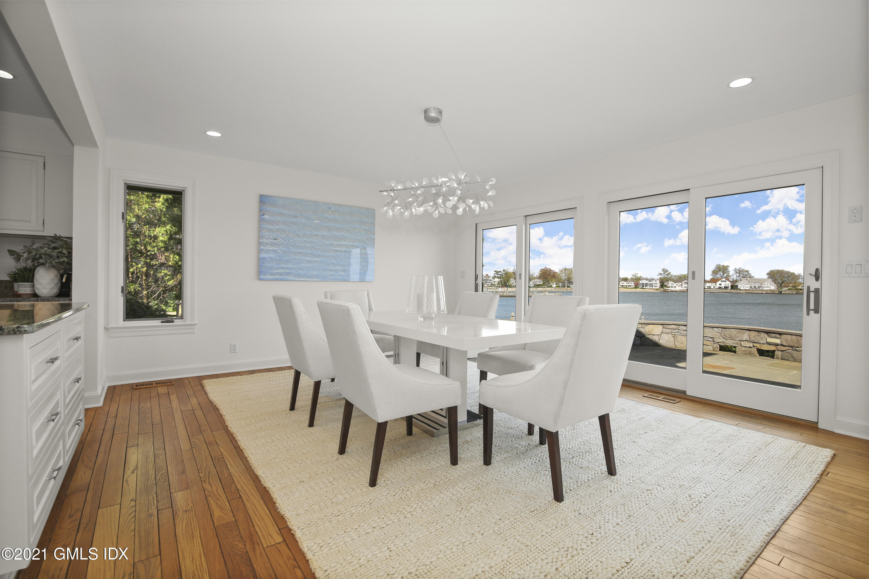 128 Cummings Point Road Stamford, CT 06902 - Photo 9 of 24 Dining Room