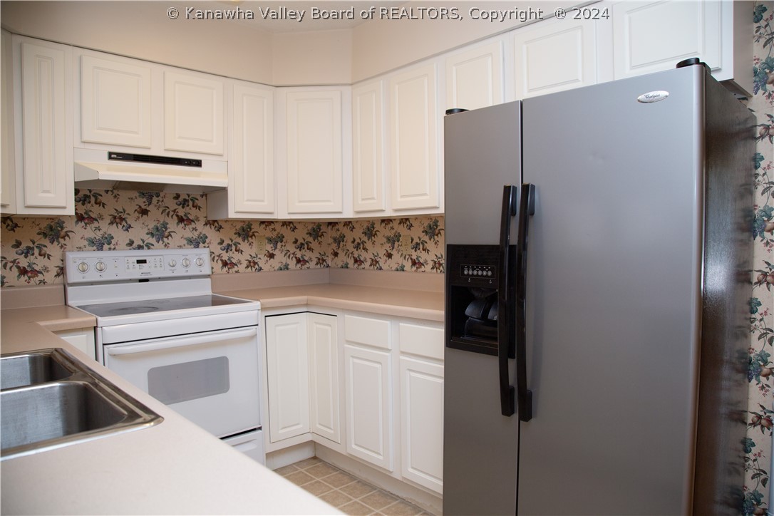 503 Spotswood Road Charleston, WV 25303 - Photo 4 of 14 Gallery Image 4