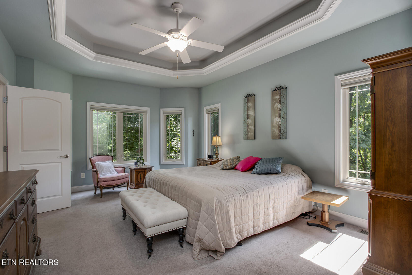 118 Daleyuhski Way Loudon, TN 37774 - Photo 29 of 60 29_118 Daleyuhski Trace_MasterBedroom01