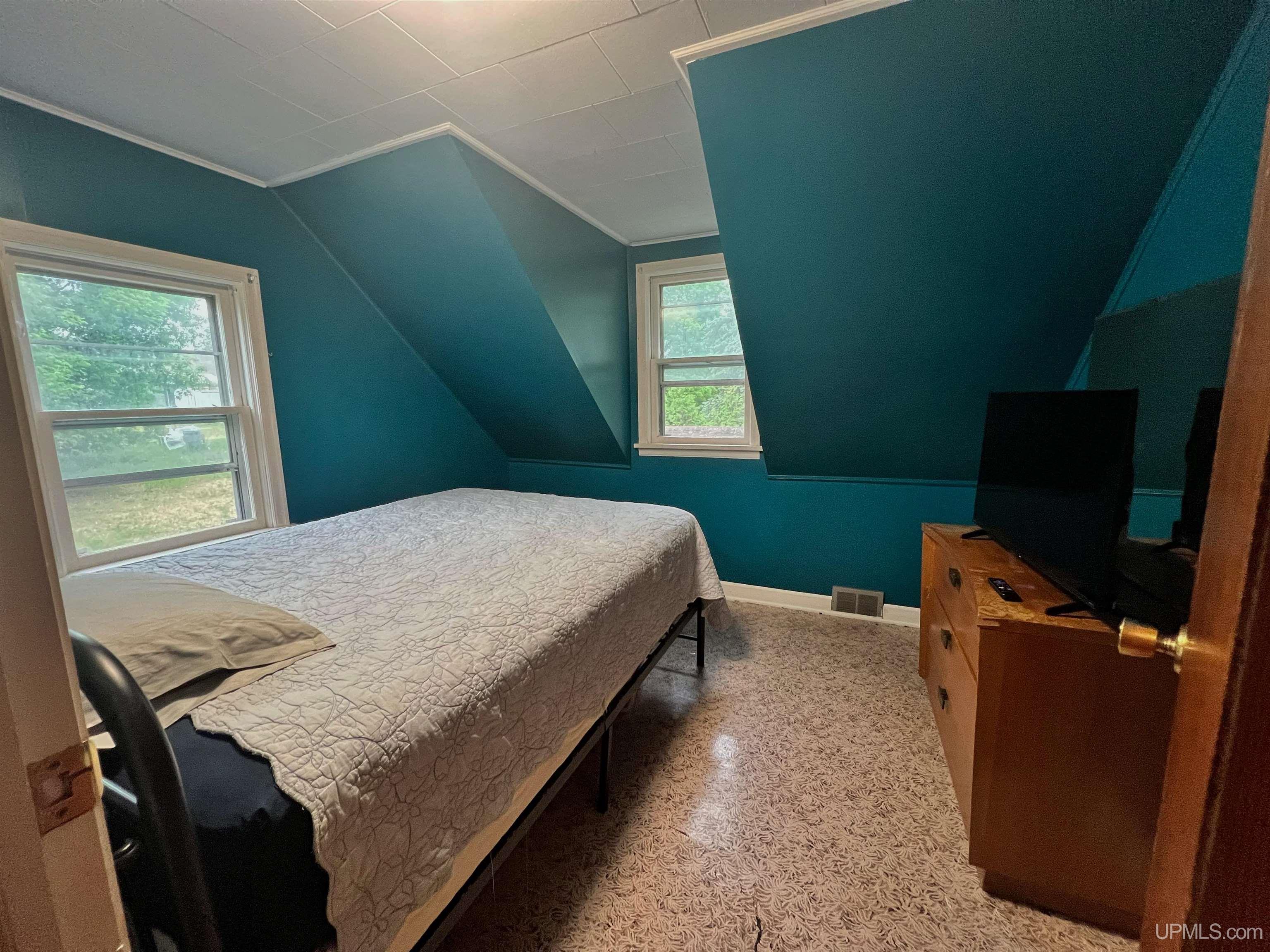 810 Section Street Norway, MI 49870 - Photo 15 of 23