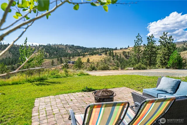 a view of an outdoor space and a yard