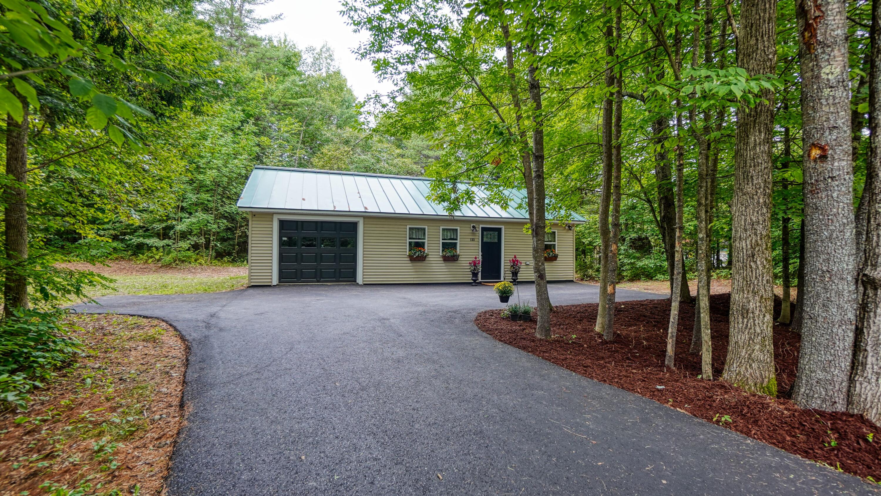 133 Back Road Fairfield, ME 04937 - Photo 3 of 28 005