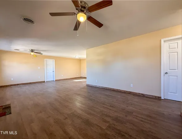 $269,900 | 1106 Idlewylde Circle, Johnson City, TN 37601