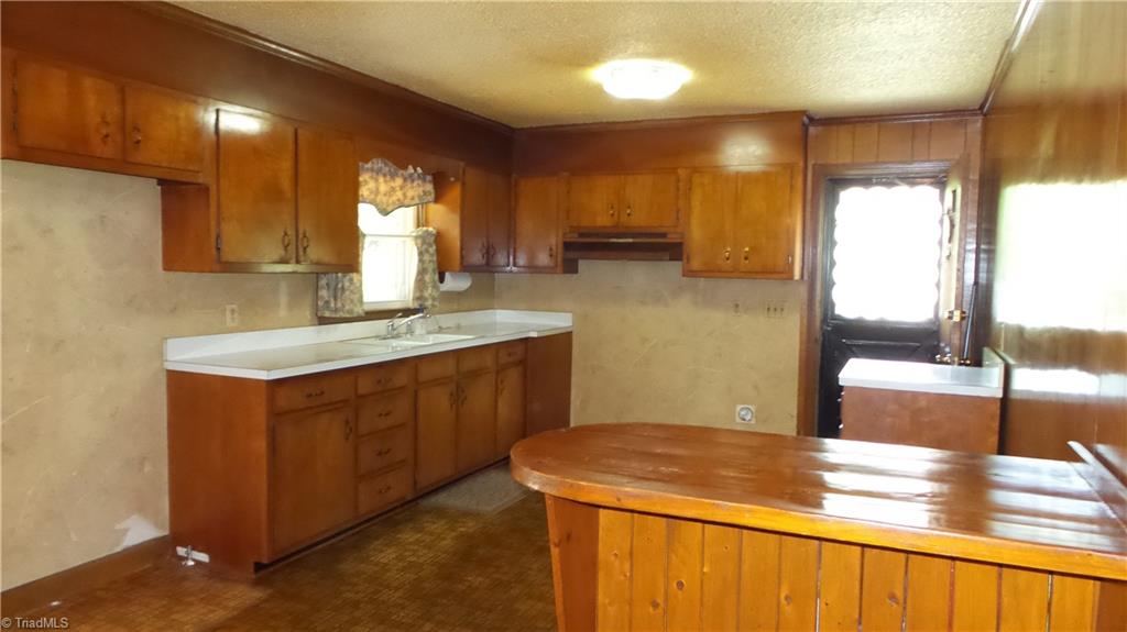 Kitchen is spacious