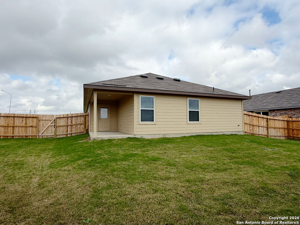 607 Fluted Cibolo, TX 78108 - Photo 48 of 50 a backyard of a house with lots of green space