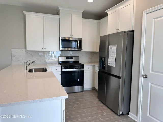 a view of washer and dryer