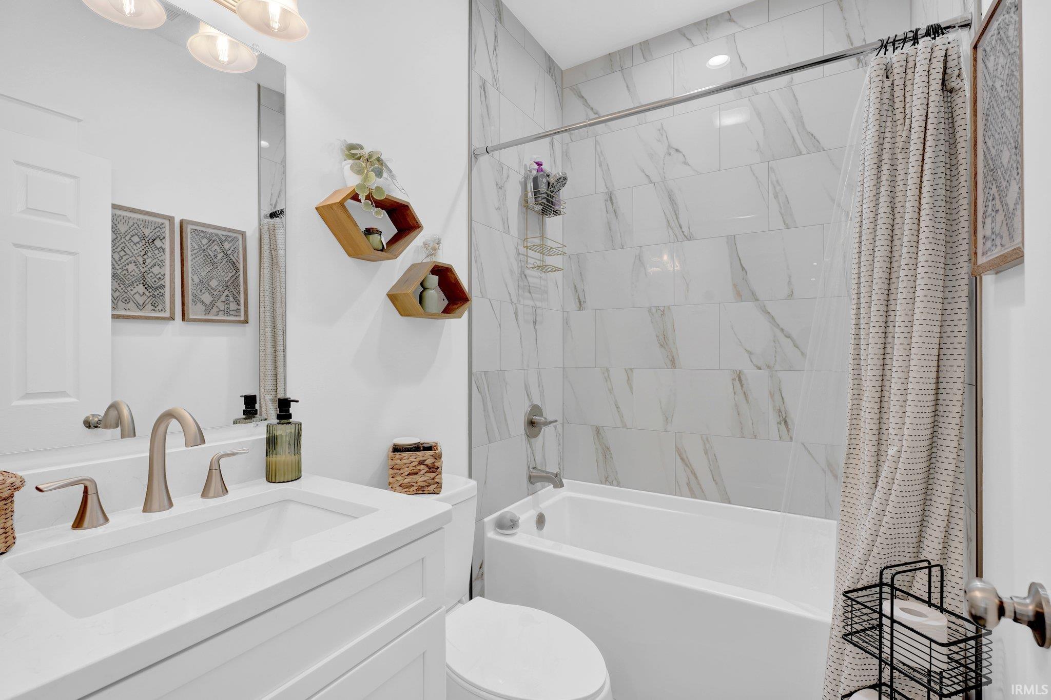 3815 Raintree Lane Bloomington, IN 47404 - Photo 13 of 21 Gallery Image 13