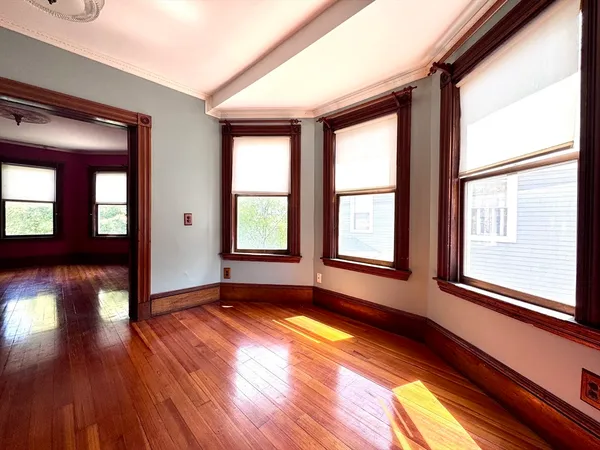 $4,200 | 104 Hancock Street, Somerville, MA 02144